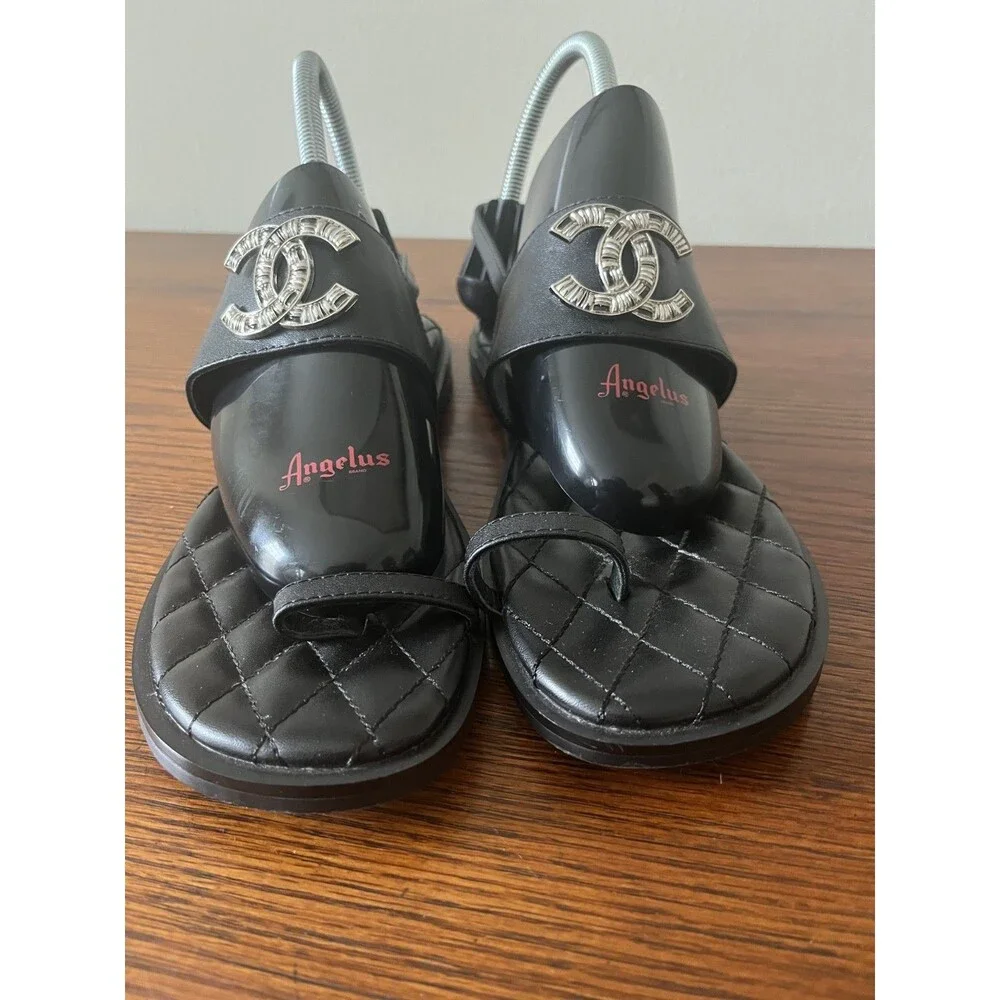 Chanel Black Quilted Leather CC Logo Thong Sandals, Size 39
